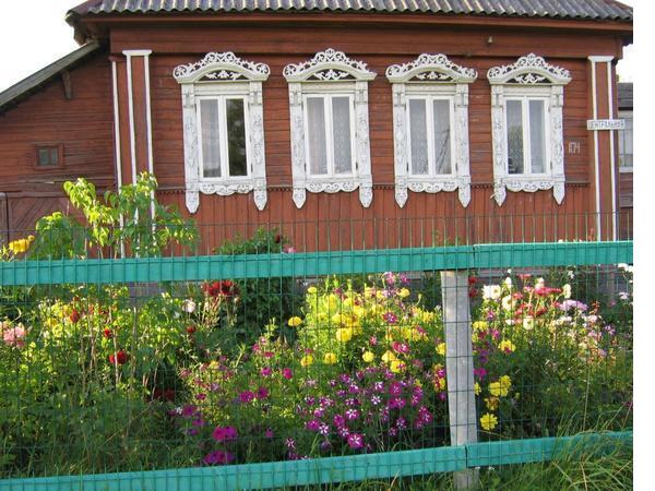 Деревенские палисадники: поездка в Углич